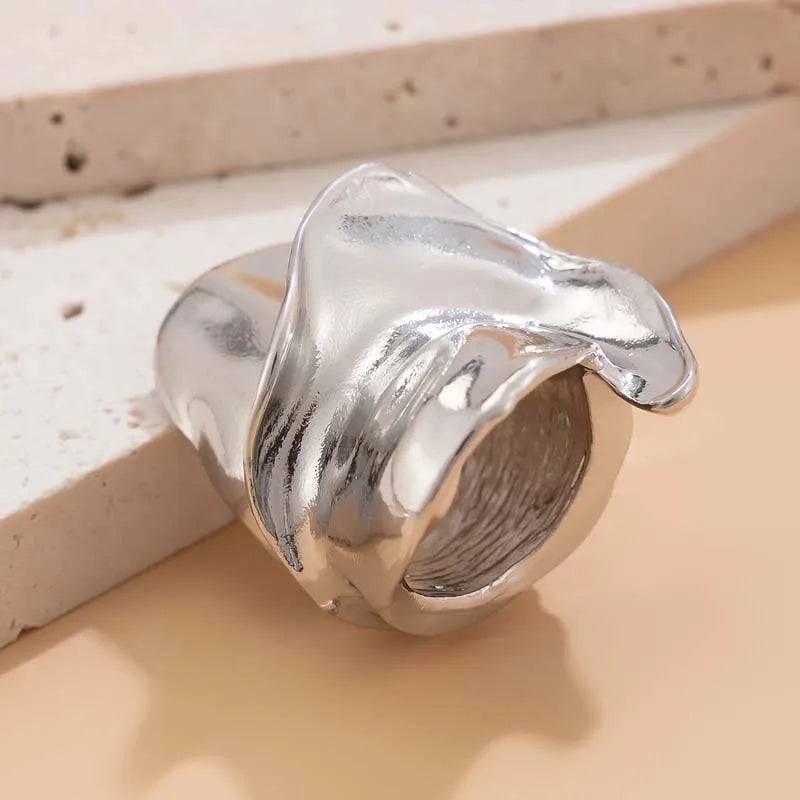 Fashion Metal Irregular Twisted Rings for Women