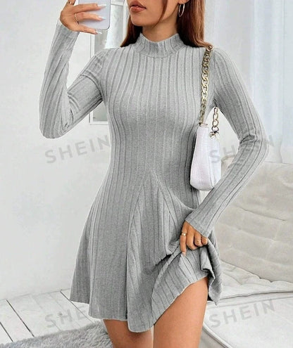 Women's slim fit half high collar waist cinched
