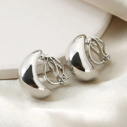 French Light Luxury Drop Water Shaped Ear Clip 2026