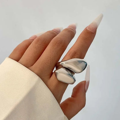 Fashion Metal Irregular Twisted Rings for Women