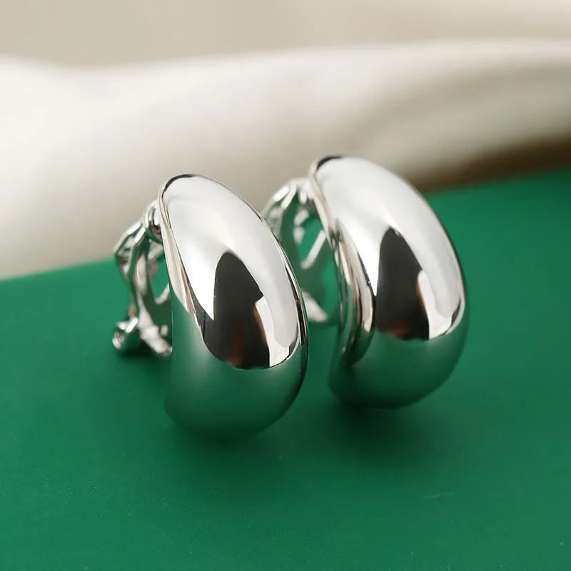 French Light Luxury Drop Water Shaped Ear Clip 2026