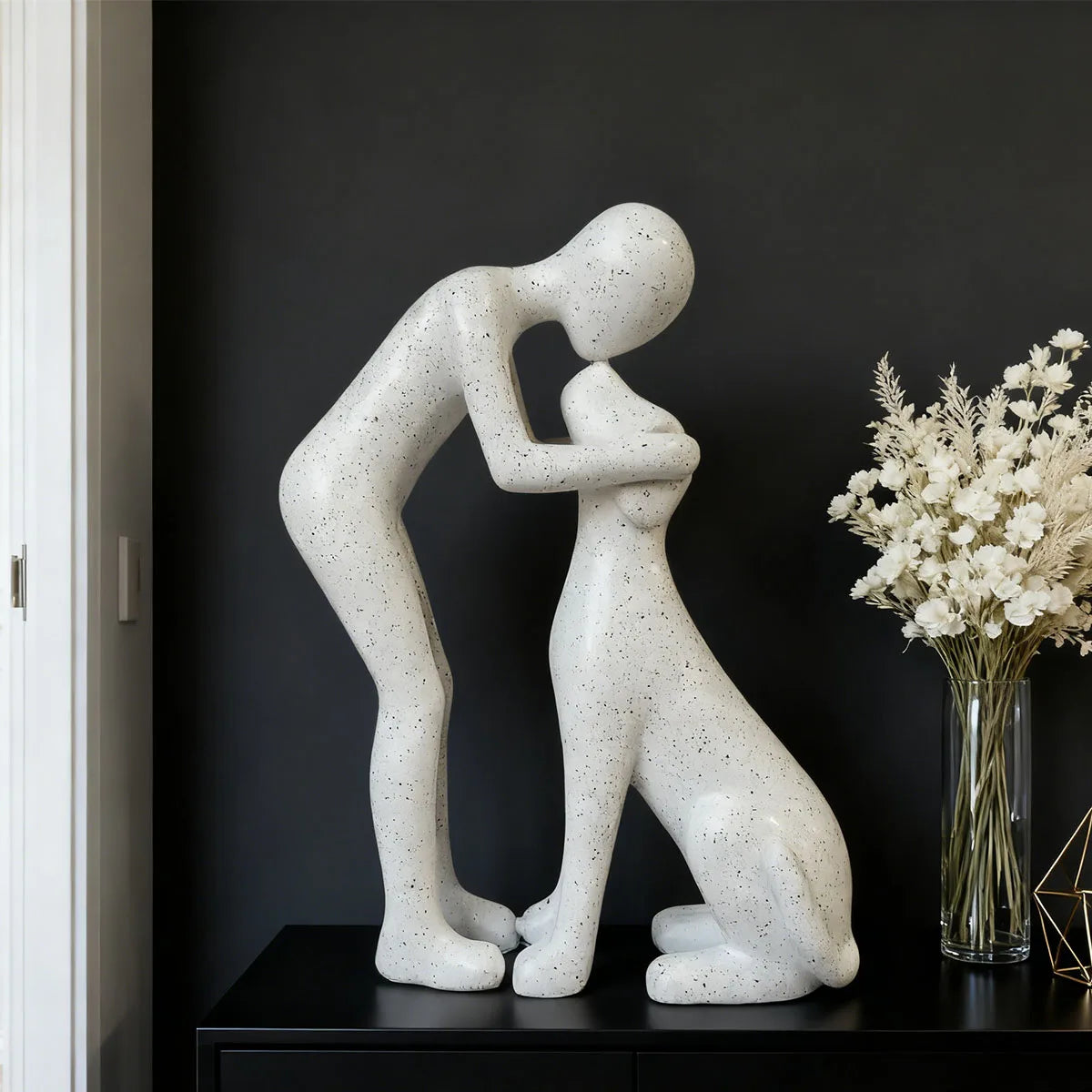 1Pc Resin Decorative Ornament, Resin Figurine of People Kissing a Puppy, Warm Pet Interaction Scene Sculpture,