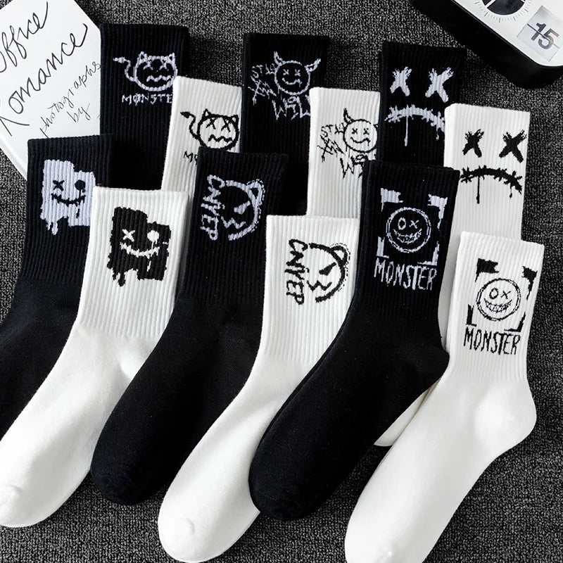 10 Pairs of Men Mid-Length Socks with Graffiti Funny Faces Unique
