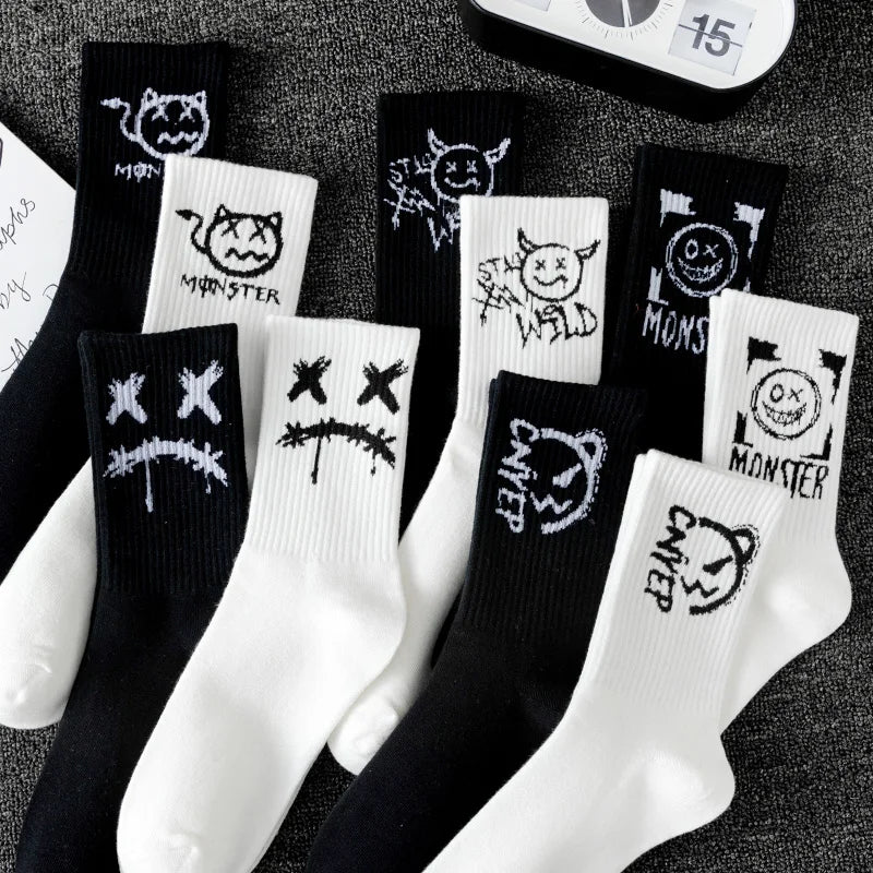 10 Pairs of Men Mid-Length Socks with Graffiti Funny Faces Unique