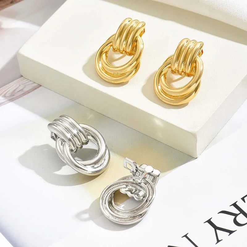 Vintage Metal Twisted Round Ear Clip Earrings for Women 2026