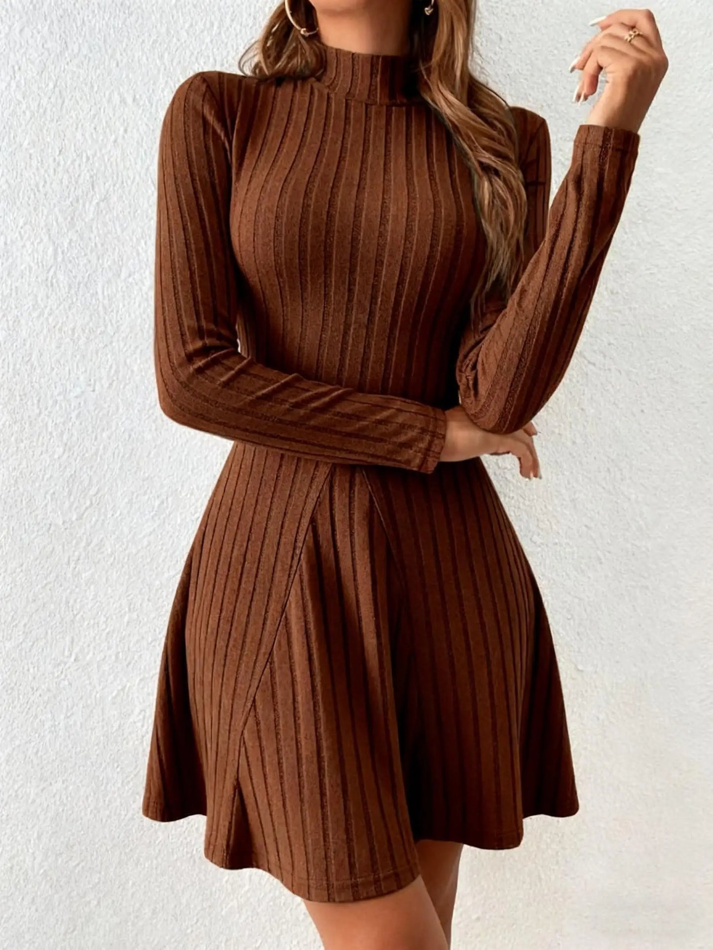 Women's slim fit half high collar waist cinched
